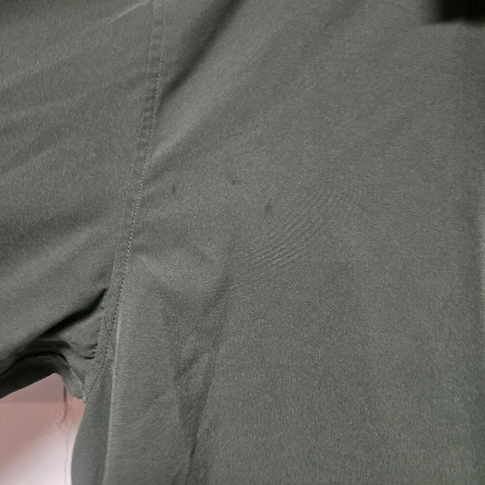 Athleta Green Oversized Cropped Tech Button Up Blouse Athleisure Casual Size‎ XL - Picture 2 of 7